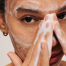 Debunking Common Skincare Myths: What You Need to Know